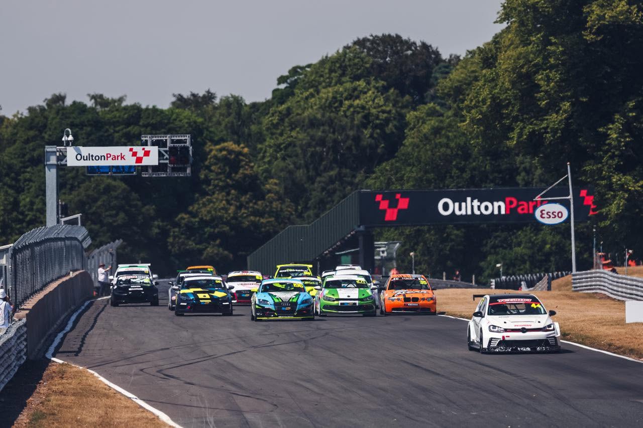 Brake Upgrades Follow Tough Heatwave Outing for WSC ME at Oulton Park
